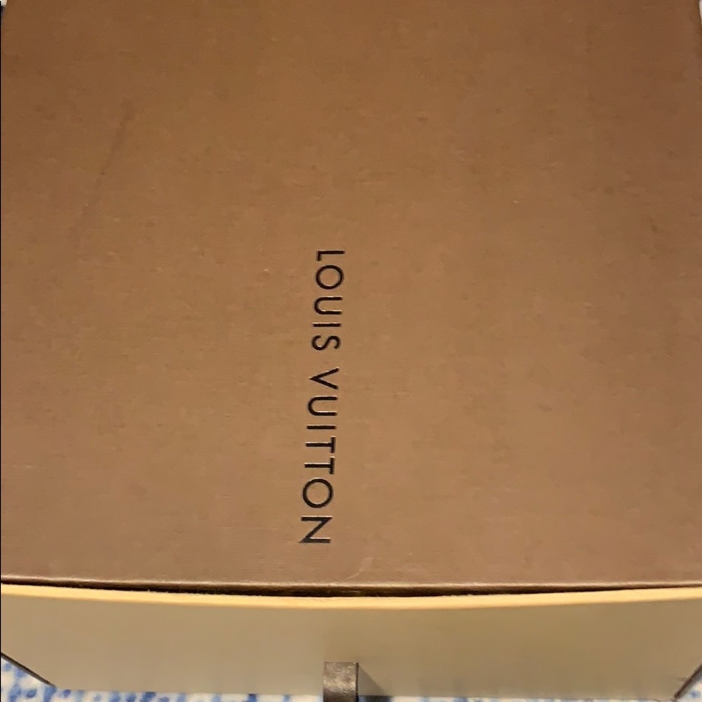 I selling my monte carlos Lv